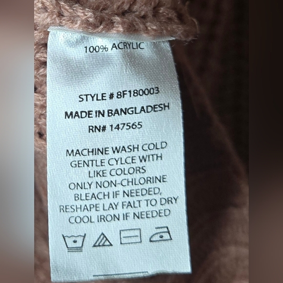 Love @ First Sight Lace-Up Back Sweater Size M - Picture 4 of 6